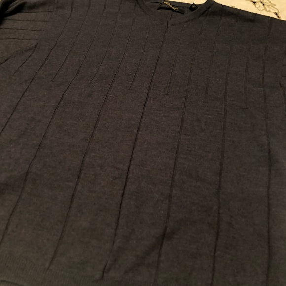 Bachrach slate gray v-neck sweater - Picture 2 of 4